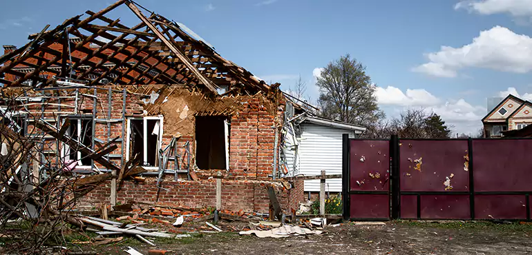Types of Houses We Buy Without Repairs in Long Beach, CA